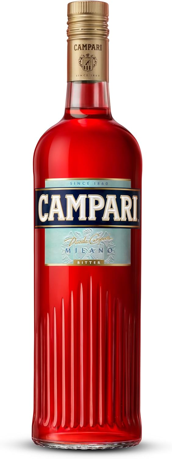 Aperitivo Bitter Campari 748ml Original Garrafa de Aperitivo Bitter Campari 748ml com rótulo clássico e líquido vermelho vibrante