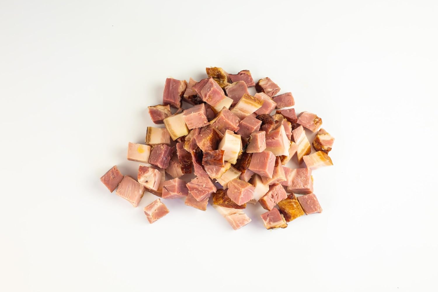 Bacon Defumado em Cubos 500g: Praticidade e Sabor para suas Receitas