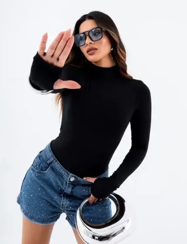 Blusa Feminina Segunda Pele Gola Alta com Abertura no Dedo