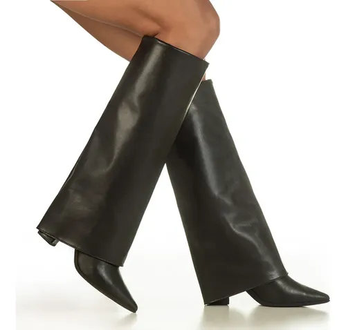Bota Feminina Capa Cano Longo Salto Bloco Gigil: Estilo e Tendência