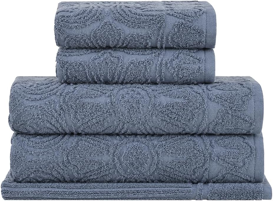 Toalhas Buddemeyer Florentina Extra Soft Azul 5 Peças Conjunto de toalhas de banho azul marinho dobradas sobre uma superfície clara em ambiente decorado