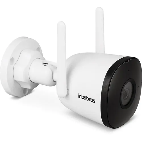 Câmera de Segurança Wi-Fi Intelbras iM5 SC Full Color Câmera de segurança inteligente Intelbras iM5 SC branca com suporte articulado instalada em parede externa