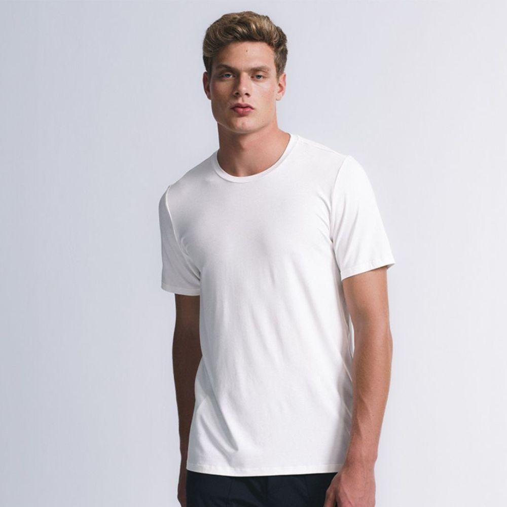 Daily T-shirt Insider: A Camiseta que Não Precisa Passar