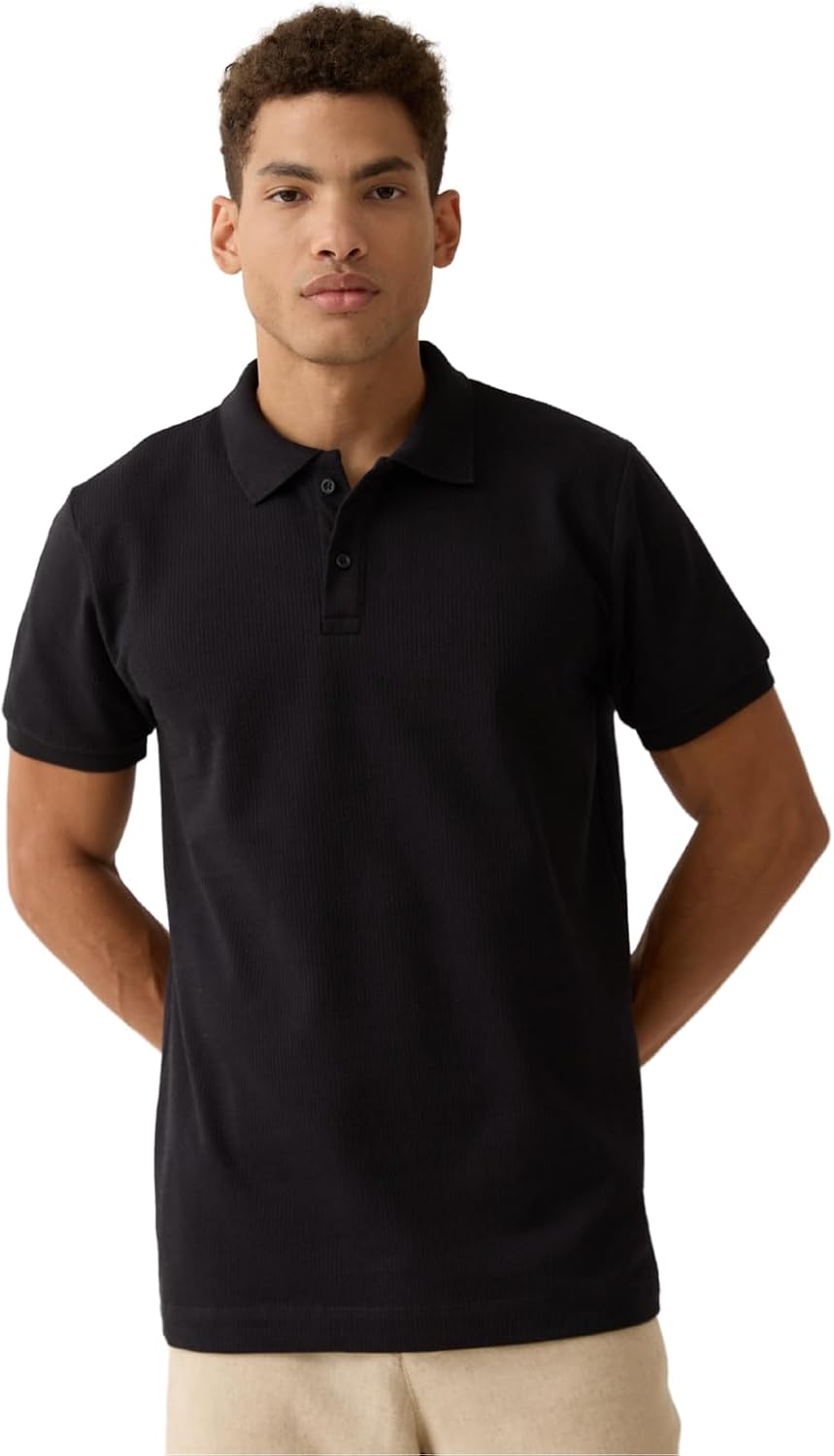 Polo Masculina com Textura Canelada Opus: Conforto e Versatilidade
