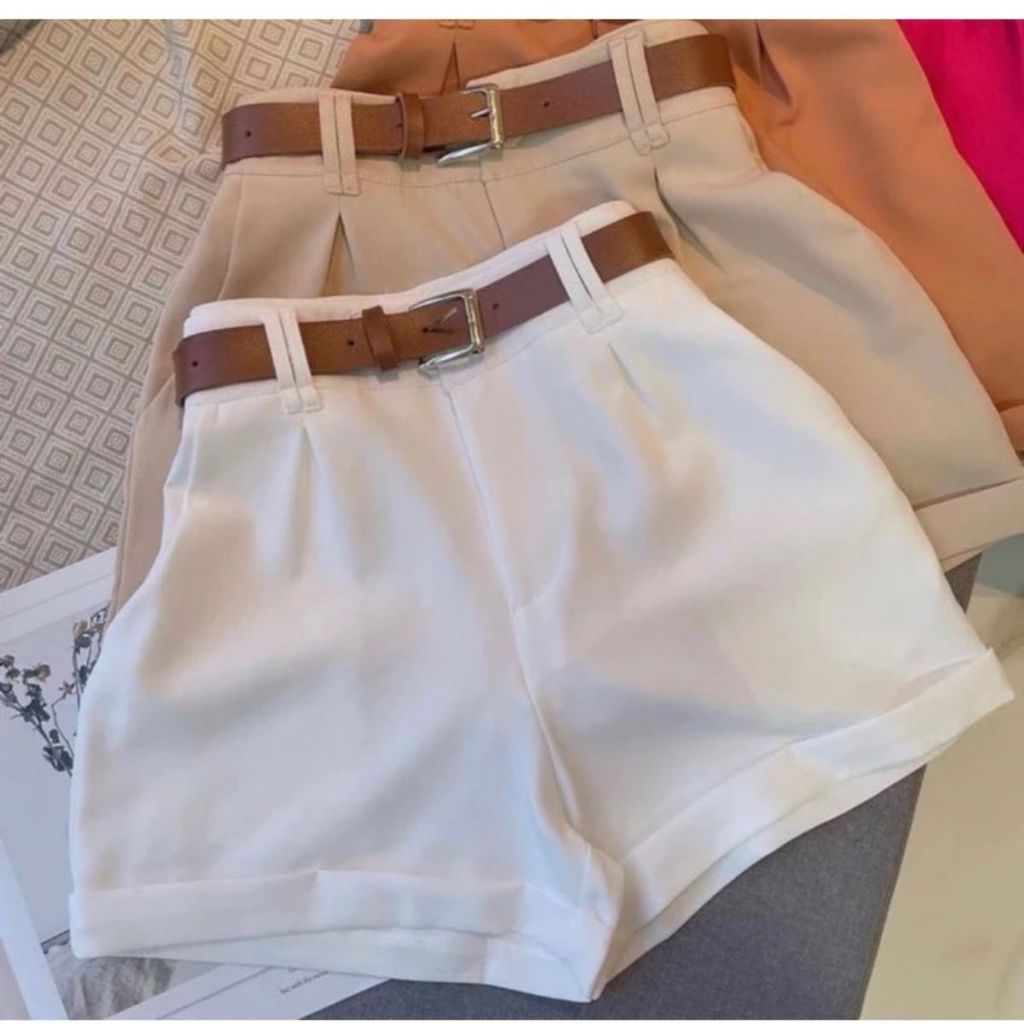 Short Alfaiataria Feminino com Cinto Cintura Alta - Social