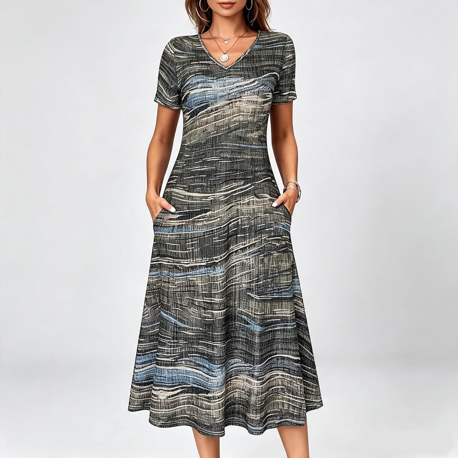 Vestido Feminino com Bolsos e Gola V - Casual de Verão
