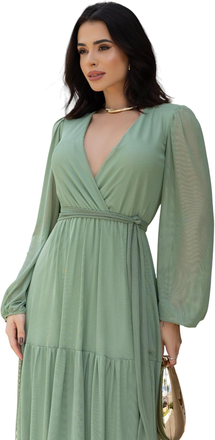 Vestido Longo em Tule com Manga Longa e Decote em V